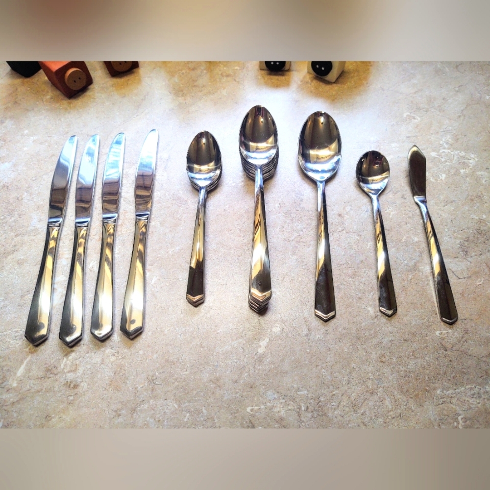 Cambridge Stainless 18/8 Flatware 18 pcs NO Forks